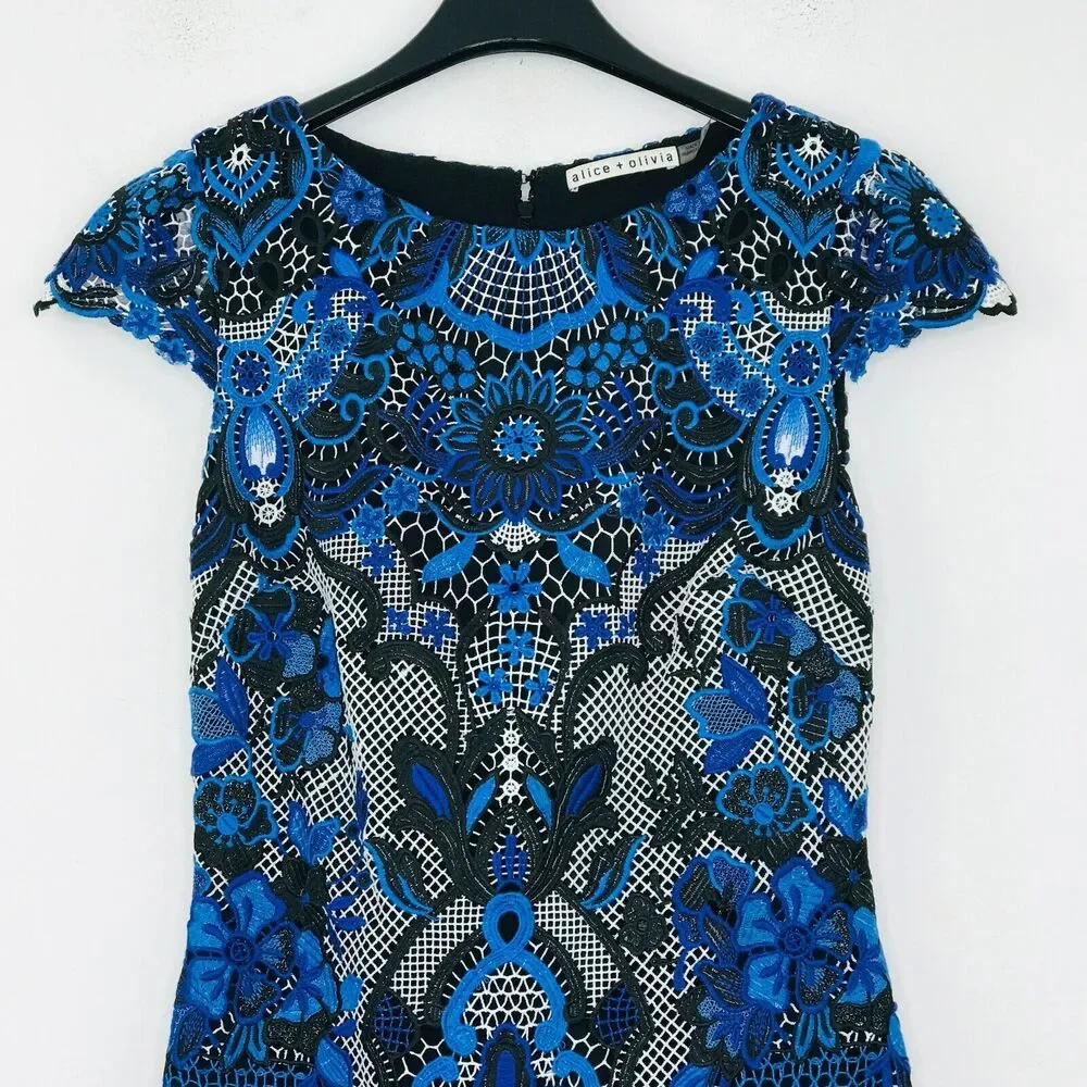 Alice + Olivia Women's 4 Mini Dress Blue Black Nakia Floral Lace Sheath CM5